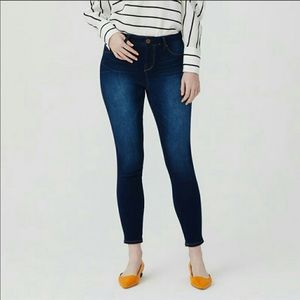 1822 Denim Dark Wash Comfy Jeggings